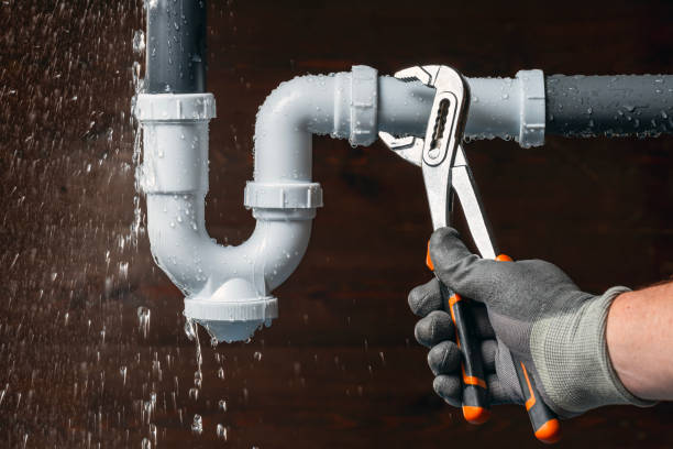 Professional Drain Cleaning technician working in Johnsburg, NY